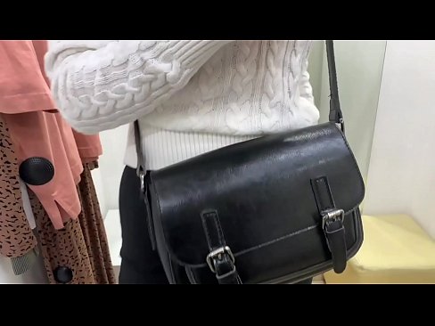 ❤️ Nyilvános maszturbáció a fiatal szuka FeralBerry egy dildóval a próbafülkében ❤️ Pornó videó at hu.mrvideospornogratis.ru ️