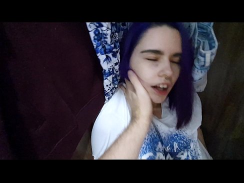 ❤️ Megtaláltam a nővéremet a szekrényben, és segítettem neki elélvezni. ❤️ Pornó videó at hu.mrvideospornogratis.ru ️